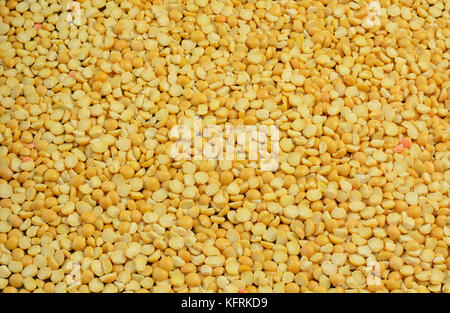 Nahaufnahme der chemische Rohstoffe gelbe Spalterbsen Stockfoto