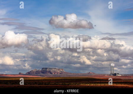 Eine Ansicht der Arizona Seite vom lake powell Glen Canyon National Recreation Area. Stockfoto