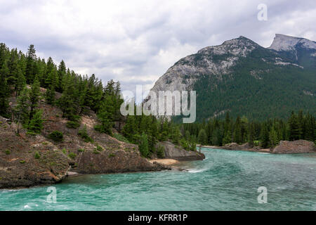 Rafting am Bow River, Banff National Park, Kanada Stockfoto