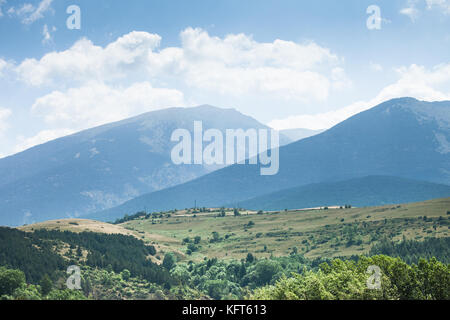 Foto von Panorama Blick auf die Berge der Pyrenäen, Andorra Stockfoto