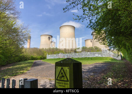 Kohlekraftwerk Drax & Power Station Verteilen Stockfoto