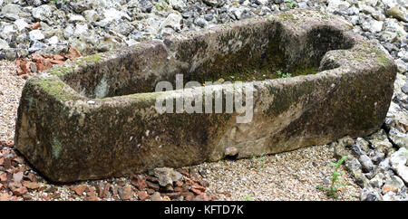 Einer mittelalterlichen Steinsarg von Nunnaminster ausgegraben, später als St. Mary's Abbey bekannt auf der Website der Grundlagen der Abtei. Abtei Passage, Seilwinde Stockfoto