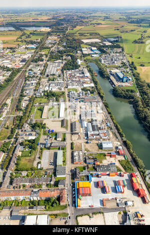 Stadthafen Emmerich, Flusshafen am Rhein, Hafen Emmerich, Niederrhein, Nordrhein-Westfalen, Deutschland, Emmerich, Europa, Luftansicht, Luftaufnahme, aer Stockfoto