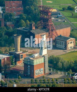 Konsolidierung 3, ehemalige Kolonie, Zechenturm, Wickelturm, Maschinenhaus, Gelsenkirchen, Ruhrgebiet, Nordrhein-Westfalen, Deutschland, Europa Stockfoto