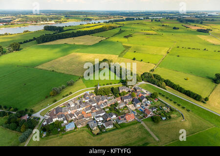 Insellage Schenkenschanz, Schutzmauern, Überflutung des Naturreservats Kleve-Salmorth, Kleve, Niederrhein, Nordrhein-Westfalen, Germa Stockfoto