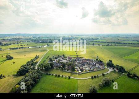 Insellage Schenkenschanz, Schutzmauern, Überflutung des Naturreservats Kleve-Salmorth, Kleve, Niederrhein, Nordrhein-Westfalen, Germa Stockfoto