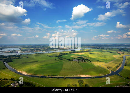 Insellage Schenkenschanz, Schutzmauern, Überflutung des Naturreservats Kleve-Salmorth, Kleve, Niederrhein, Nordrhein-Westfalen, Germa Stockfoto