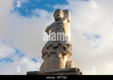 Marmorstatue eines riesigen an agripas Odeon, antiken Agora Stockfoto