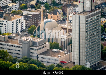 Kölner Zentralmoschee, Moschee, im Fuchsstraße-Innenraum Kanalstraße, muslimisches Gotteshaus, Köln, Rheinland, Nordrhein-Westfalen, Deutschland Stockfoto