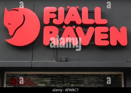 Aarhus, Dänemark - 4 April 2017: fjallraven Logo auf einer Wand. fjallraven ist ein schwedisches Unternehmen spezialisiert auf Outdoor Equipment Stockfoto