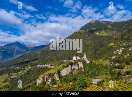 Schloss Tirol in Dorf Tirol bei Meran, Südtirol, Italien, Europa Stockfoto