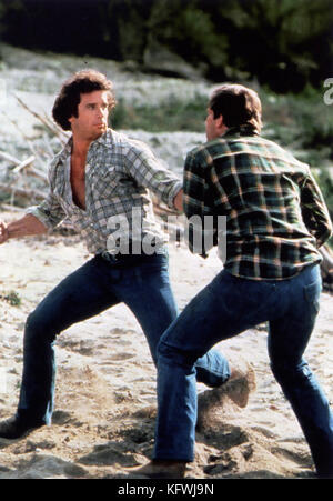 Die FERNSEHSERIE DUKES OF HAZARD 1879-1985 von Warner Bros mit Tom Wopat links und John Schneider Stockfoto