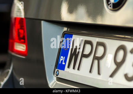 Kiew, Ukraine - September 20, 2017: Close-up Auto europäischen Nummernschilder aus Polen Stockfoto