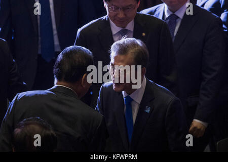 Seoul, Südkorea. 31. Oktober 2017. Moon Jae-in, Südkoreas Präsident, hält seine zweite Ansprache zur Lage der Nation vor der Nationalversammlung in Seoul, Südkorea, am Mittwoch, den 1. November 2017. Kredit: Seongjoon Cho via Pool/ZUMA Wire/Alamy Live News Stockfoto