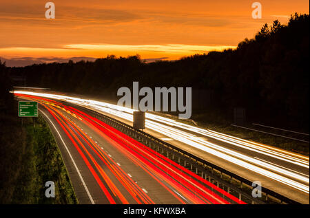 Der Verkehr auf der A19 Dual carriagway in Billingham, North East England. UK. Ampel Spuren, Stockfoto