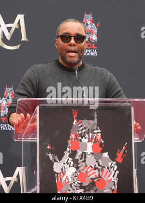 Hollywood, Ca. Nov. 2017. Lee Daniels, in Mariah Carey Hand And Footprint Ceremony' Im TCL Chinese Theatre in Hollywood, Kalifornien am 1. November 2017. Kredit: Faye Sadou/Media Punch/Alamy Live News Stockfoto