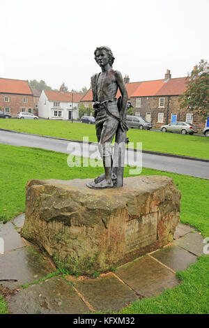 Statue eines jungen Captain James Cook, der Entdecker, der in Great Ayton lebte Stockfoto