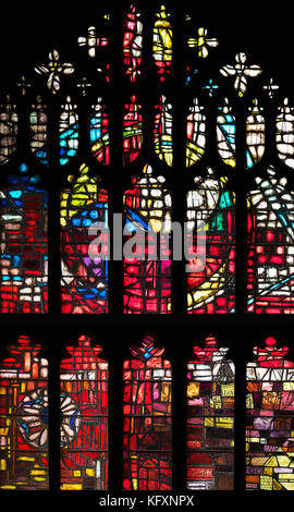 Die St. Denys Fenster der Kathedrale von Manchester, Vereinigtes Königreich Stockfoto