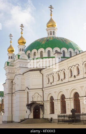 Kapellen des Refektorium der Kirche, eine Mensa und eine angrenzende Kirche des heiligen Antonius und theodosius der mittelalterlichen Höhlenkloster Kiew pechersk l Stockfoto