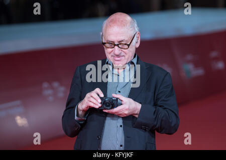 Rom, Italien. 01 Nov, 2017. roten Teppich mit englischen Komponisten Michael Nyman im Auditorium Parco della Musica in Rom. Credit: Matteo nardone/Pacific Press/alamy leben Nachrichten Stockfoto