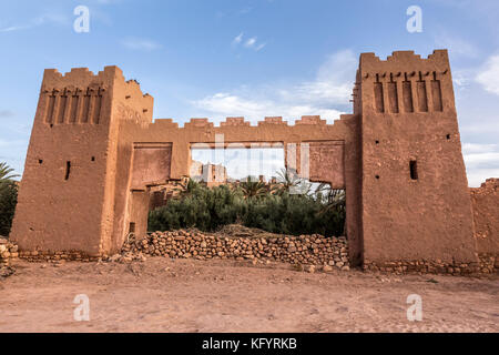 Ait Ben Haddou - Marokko, 17. Oktober, 2017: ait-ben-haddou ist ein befestigtes, pre-saharan traditionellen Siedlung Wohnung Typ Architektur. Stockfoto