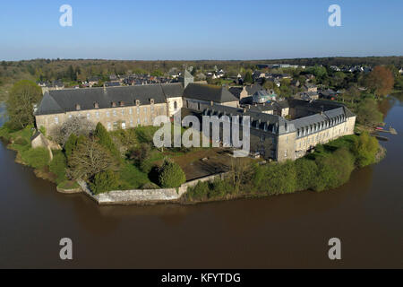 Paimpont (Bretagne, Frankreich): Dorf und Abtei Notre-Dame de Paimpont Stockfoto