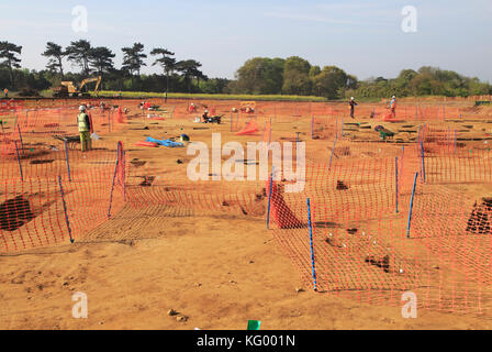 Archäologie Ausgrabungen im Sommer 2017 Bawdsey, Suffolk, England, UK vor Ort für Scottish Power Windpark onshore Kabel vorbereitet Stockfoto