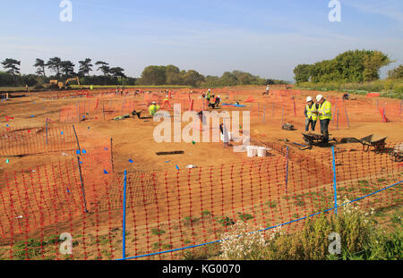 Archäologie Ausgrabungen im Sommer 2017 Bawdsey, Suffolk, England, UK vor Ort für Scottish Power Windpark onshore Kabel vorbereitet Stockfoto