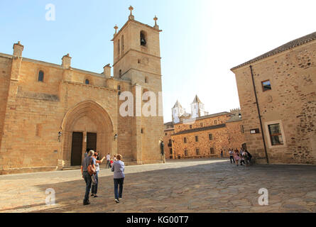 Concatedral und Plaza de Santa Maria, mittelalterliche Altstadt, Caceres, Extremadura, Spanien Stockfoto