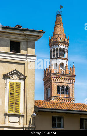 Turm der Kathedrale in Crema Italien Stockfoto