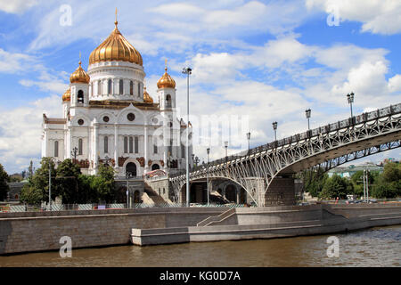 Die Kathedrale der Retter und die patriarchale Brücke Christus. Russland Moskau. Stockfoto