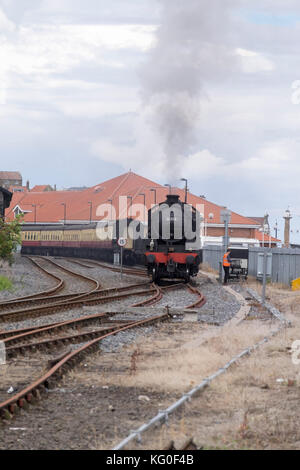 Dampflok 61264 zieht der Passagierverkehr auf der North Yorkshire Moors Stockfoto