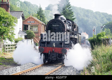 Dampflok 76079 zieht der Passagierverkehr auf der North Yorkshire Moors Railway Stockfoto