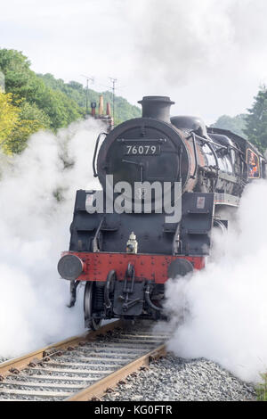 Dampflok 76079 zieht der Passagierverkehr auf der North Yorkshire Moors Railway Stockfoto