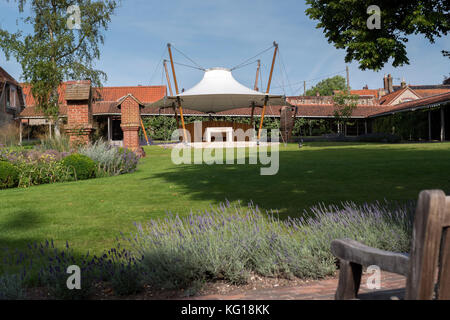 Die Gärten des Heiligtums unserer Lieben Frau von Walsingham Little Walsingham Norfolk England Stockfoto