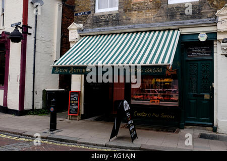 Lokale Metzgerei in Faversham Stadt in Kent uk november 2017 Stockfoto