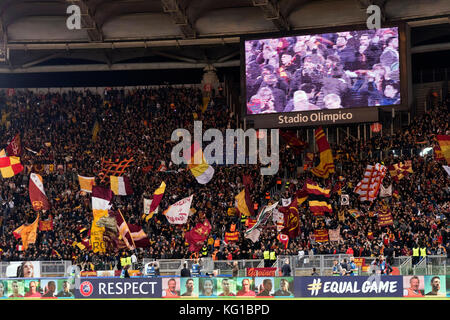 Rom, Italien. 31. Oktober 2017. Roma-Fans Fußball/Fußball : UEFA Champions League Gruppe C Spiel zwischen AS Roma 3-0 Chelsea im Stadio Olimpico in Rom, Italien . Quelle: Maurizio Borsari/AFLO/Alamy Live News Stockfoto