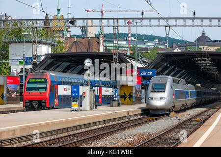 Zürich, Schweiz: S-Bahnhof Zürich HB Hauptbahnhof Schweiz Stockfoto