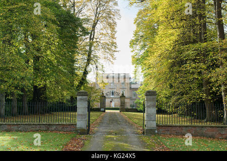 Compton Beauchamp Haus Eingang in Compton Beauchamp im Herbst. Vale von White Horse, Oxfordshire, England Stockfoto