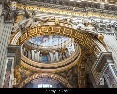 Interieur, Petersdom, Vatikanstadt, Rom, Latium, Italien, Europa Stockfoto