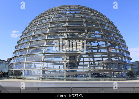 Der Dom von Norman Foster, Reichstag Parlamentsgebäude, Berlin, Deutschland, Europa Stockfoto