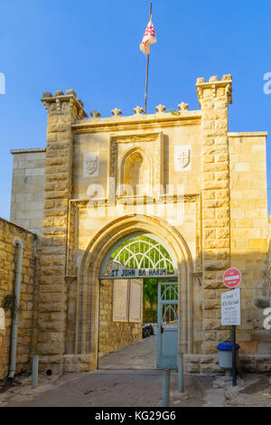 Jerusalem, Israel - 26. Oktober 2017: Eingang der Kirche der Geburt des hl. Johannes des Täufers (St John in den Bergen), im alten Dorf Stockfoto