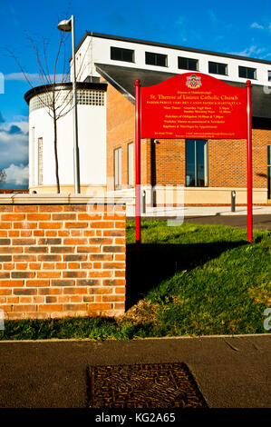 Hl. Therese von Lisieuxe Katholische Kirche, nüchtern Hall, Ingleby Barwick Thornaby auf T-Stücke Stockfoto