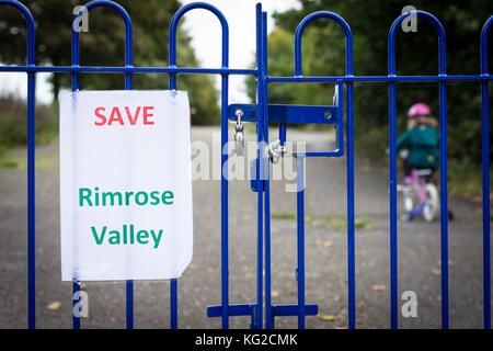 Rimrose Valley Park, Sefton, Liverpool, Merseyside. Peel Ports Vorschlag, eine Straße vom Hafen von Liverpool auf der Autobahn durch den Park zu errichten. Stockfoto