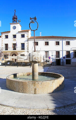 Die traditionelle Architektur der Plaza Mayor, dem Dorf Santa Fe, La Vera, Extremadura, Spanien Stockfoto