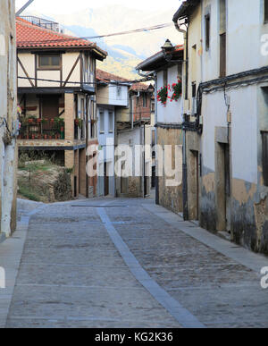 Traditionelle Architektur Gehäuse im Dorf, Cuacos de Yuste, La Vera, Extremadura, Spanien Stockfoto