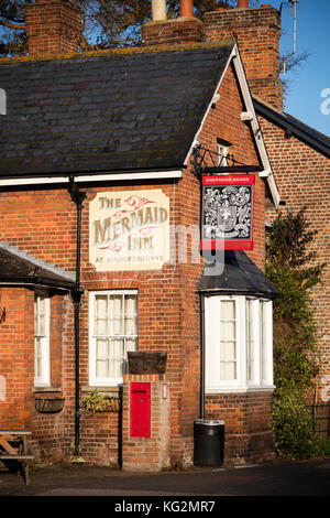 Die hübschen und traditionellen Mermaid Inn im Bishopsbourne, ein Shepherd Neame Village Pub, Kent, Großbritannien Stockfoto