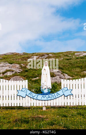 Am Straßenrand Heiligtum auf der Insel Eriskay in der Äußeren Hebriden Stockfoto