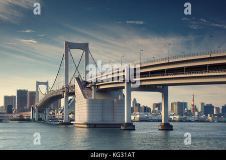 Tokio. stadtbild Bild von Tokio, Japan mit Rainbow Bridge. Stockfoto