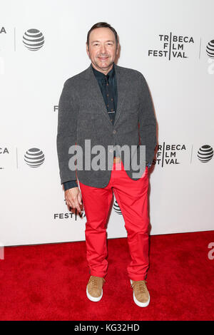 Kevin Spacey besucht die 'Elvis & Nixon 'Premiere im Tribeca Film Festival am 18. April 2016 in New York City. Stockfoto